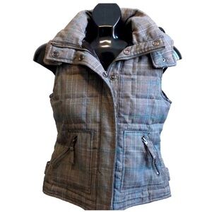 Grey Plaid Aeropostale Vest, Size Medium
